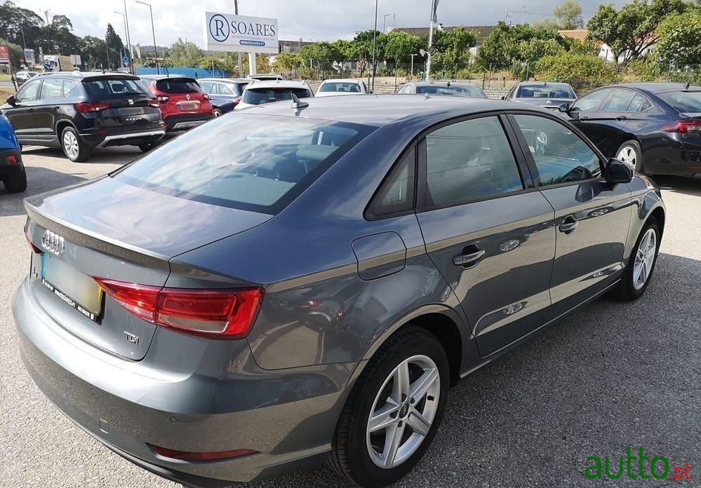 2017' Audi A3 Limousine photo #2