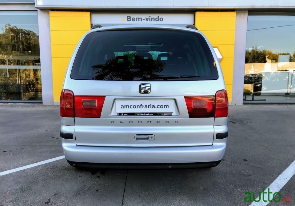 2007' SEAT Alhambra photo #6