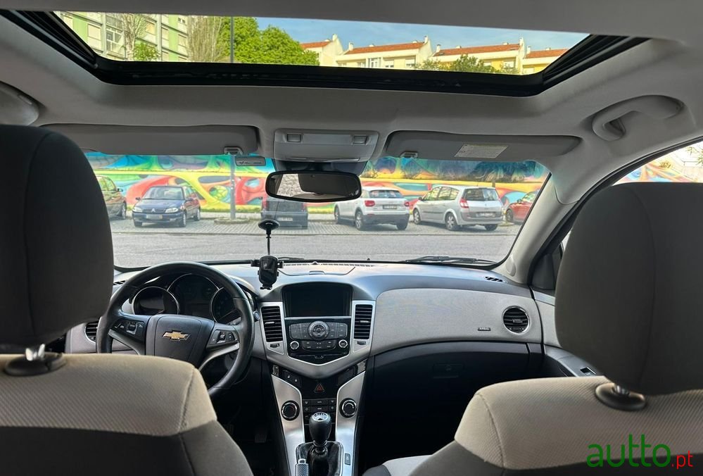 2011' Chevrolet Cruze 2.0 Vcdi Lt photo #2