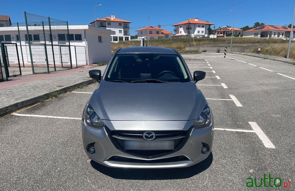 2015' Mazda 2 photo #6