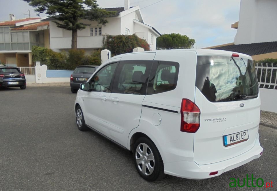 2015' Ford Tourneo Courier photo #4