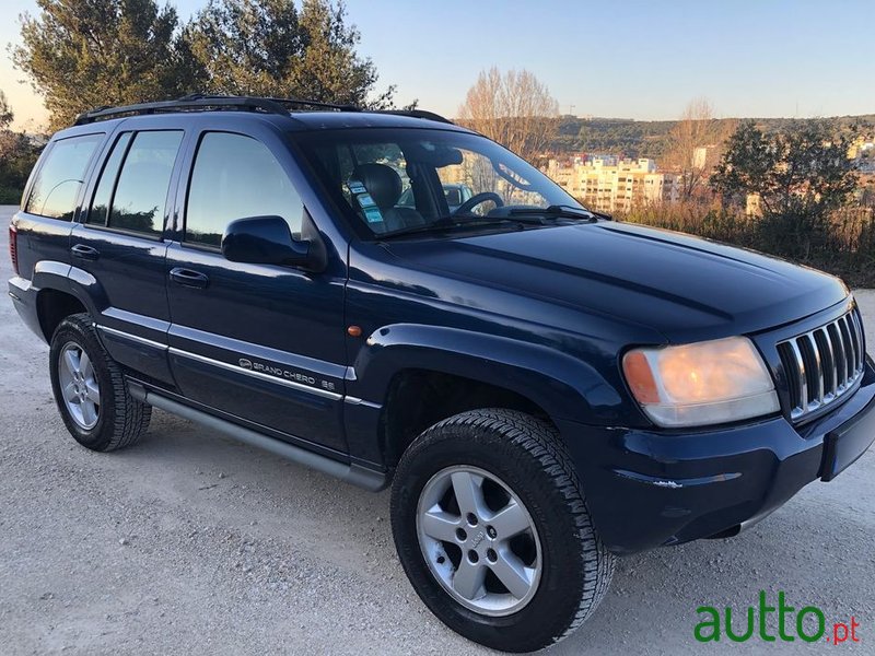 2004' Jeep Grand Cherokee Overland photo #1