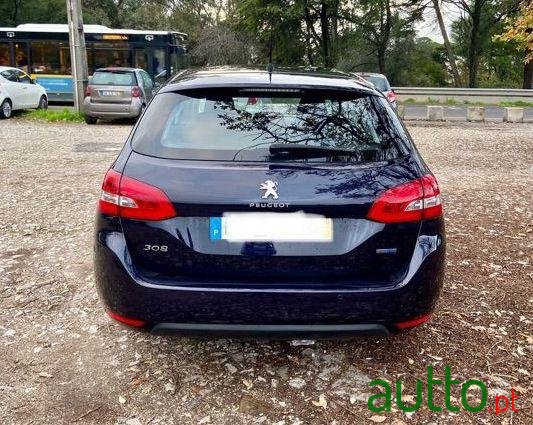 2015' Peugeot 308 Sw photo #2