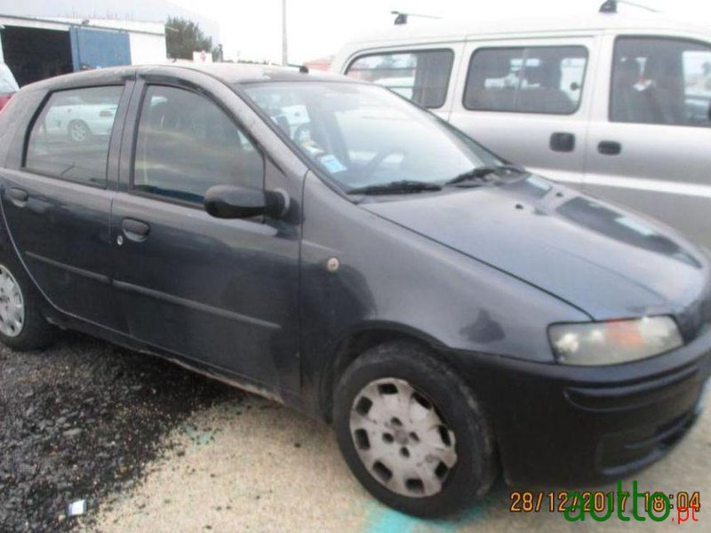 2001' Fiat Punto 1.2 Sx photo #1