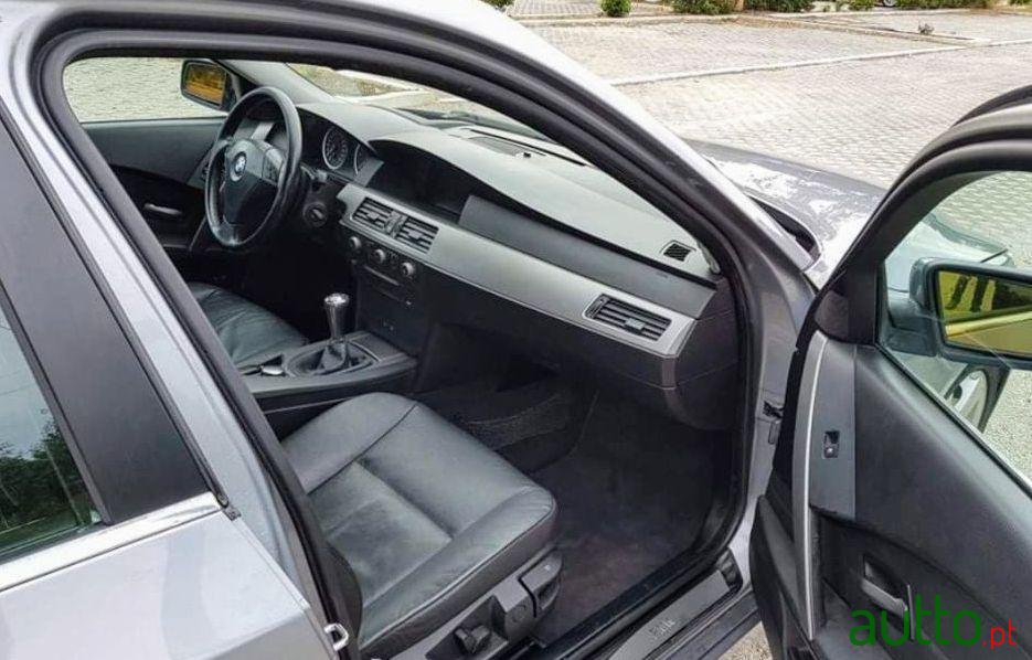 2004' BMW 525 D photo #2