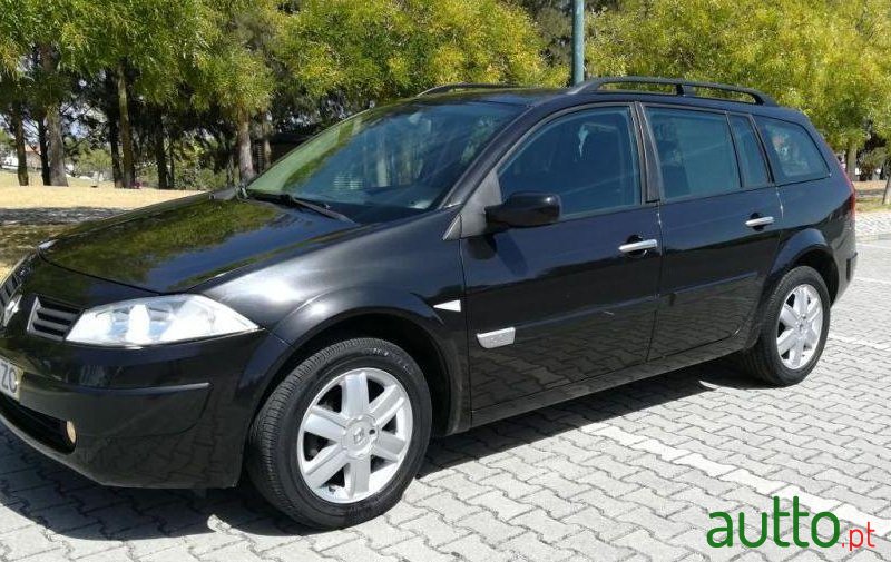 2005' Renault Megane-Break 1.5 Dci Dynamique photo #1