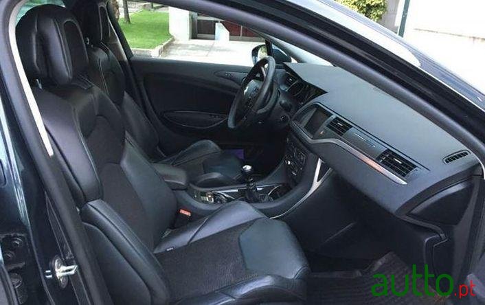 2009' Citroen C5 Tourer Exclusive photo #2