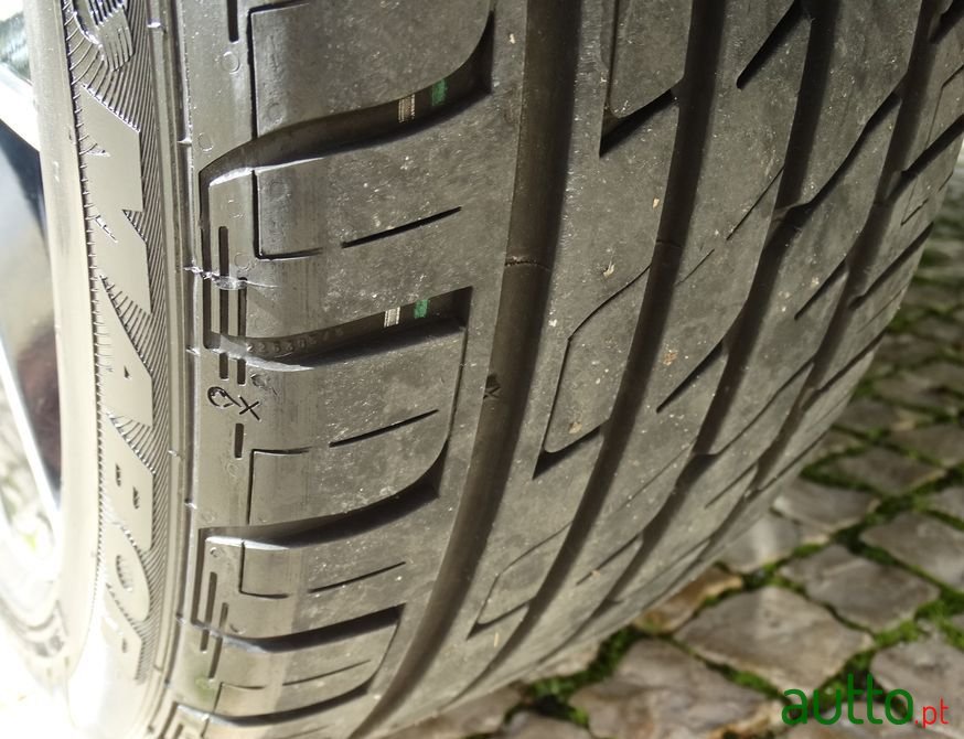 2013' Renault Megane Sport Tourer photo #6