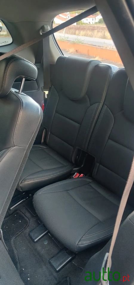 2017' Kia Carens photo #6