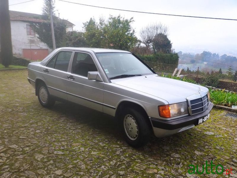 1983' Mercedes-Benz 190 photo #2