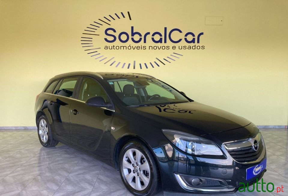 2015' Opel Insignia Sports Tourer photo #3