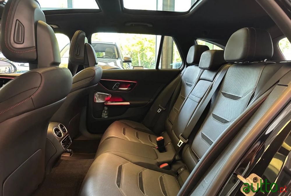 2024' Mercedes-Benz Classe C photo #3