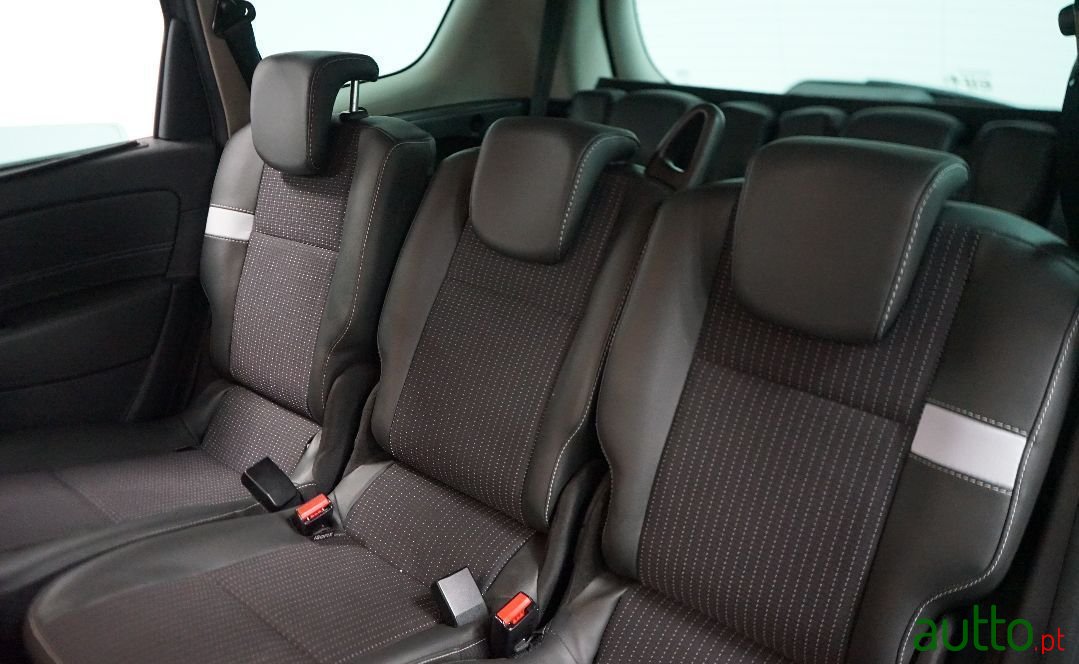 2016' Renault Grand Scenic photo #4