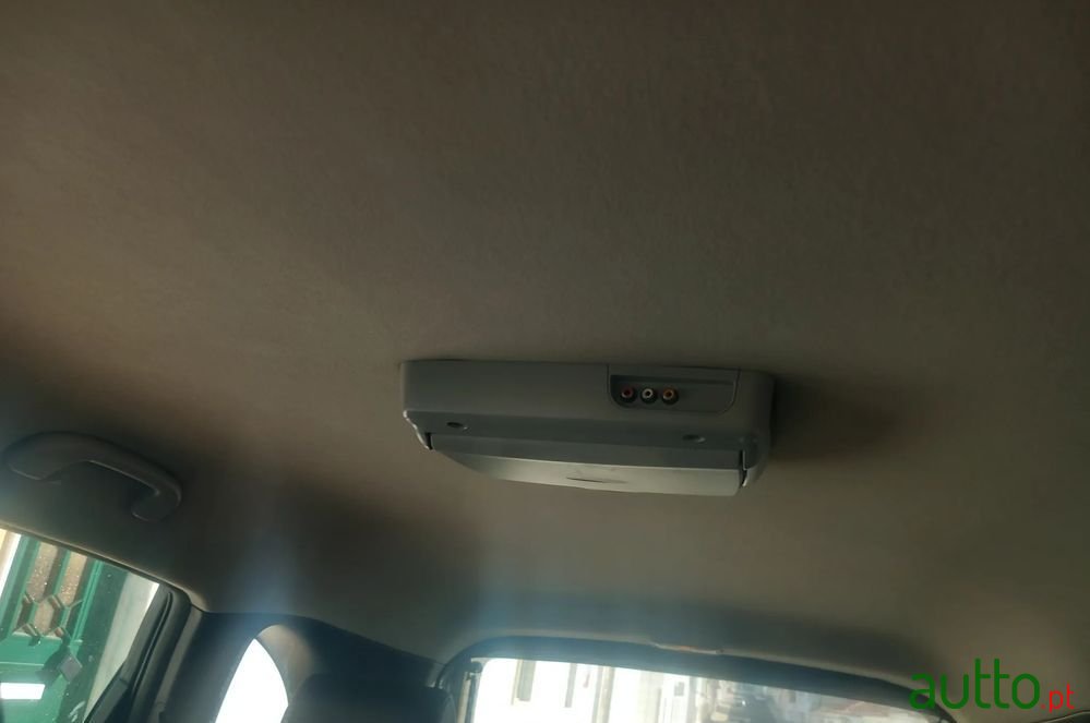 2010' Chevrolet Captiva photo #5