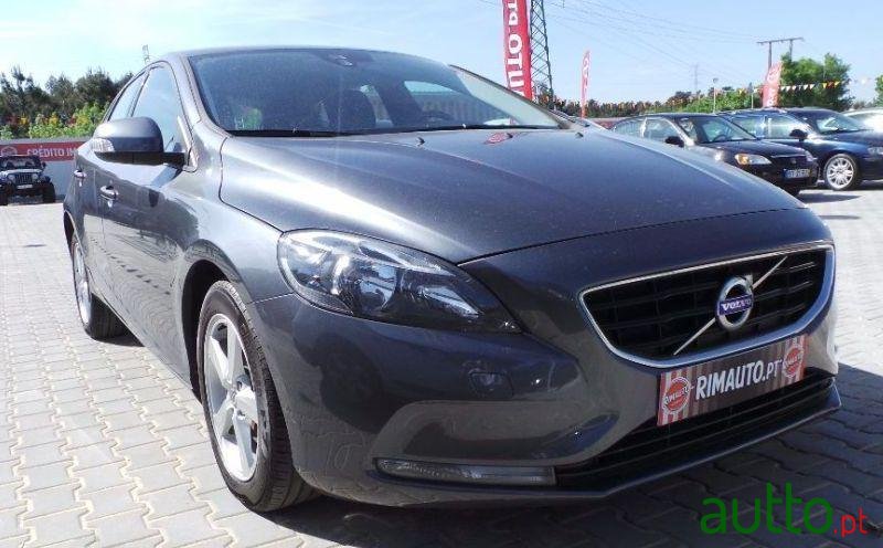 2013' Volvo V40 1.6 D2 Eco Kinetic photo #2