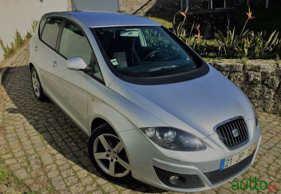 2010' SEAT Altea photo #1