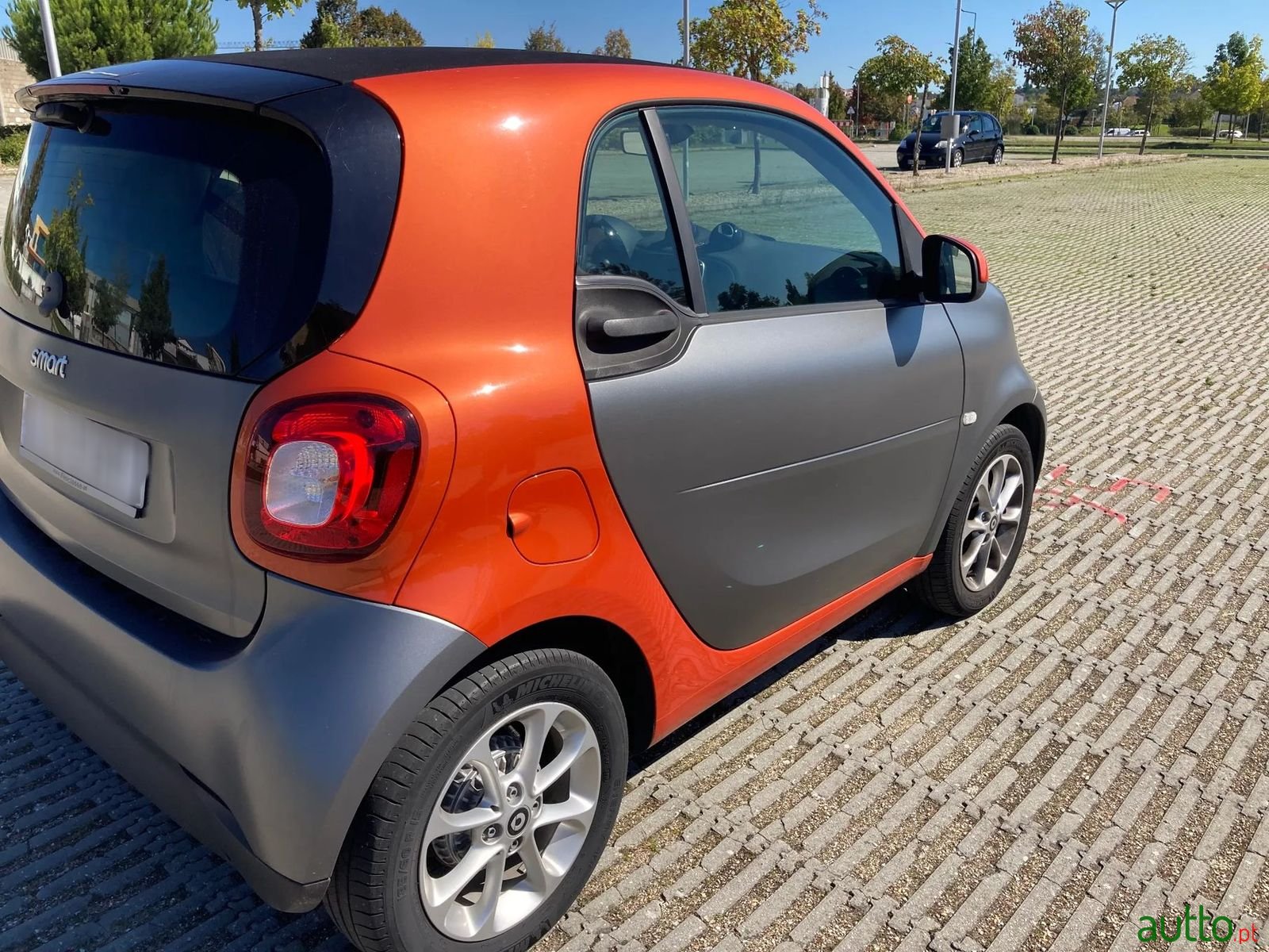 2019' Smart Fortwo photo #5