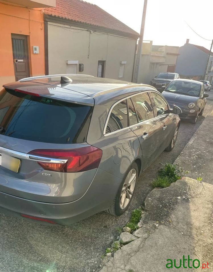 2015' Opel Insignia Sports Tourer photo #1