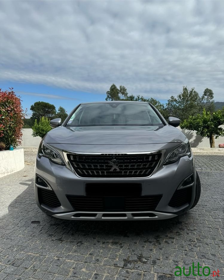 2019' Peugeot 3008 photo #2