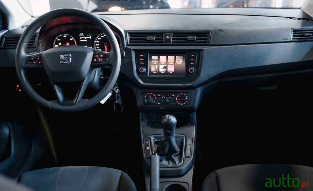 2018' SEAT Ibiza photo #2