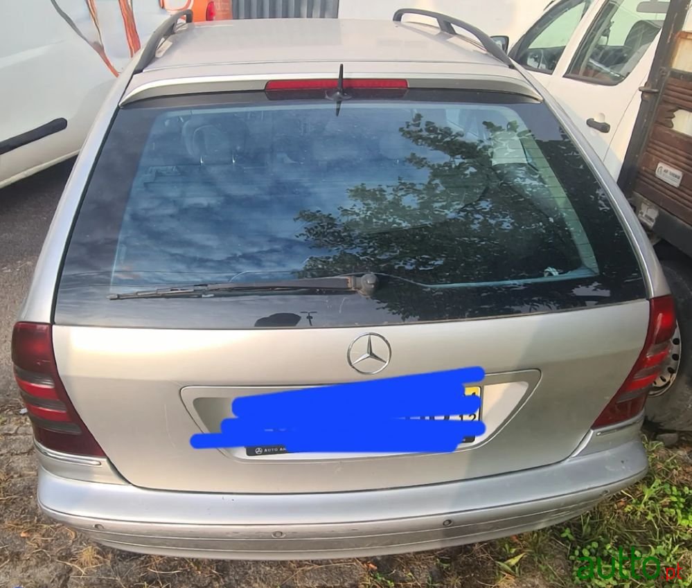 2001' Mercedes-Benz C 220 Cdi Avantgarde photo #3