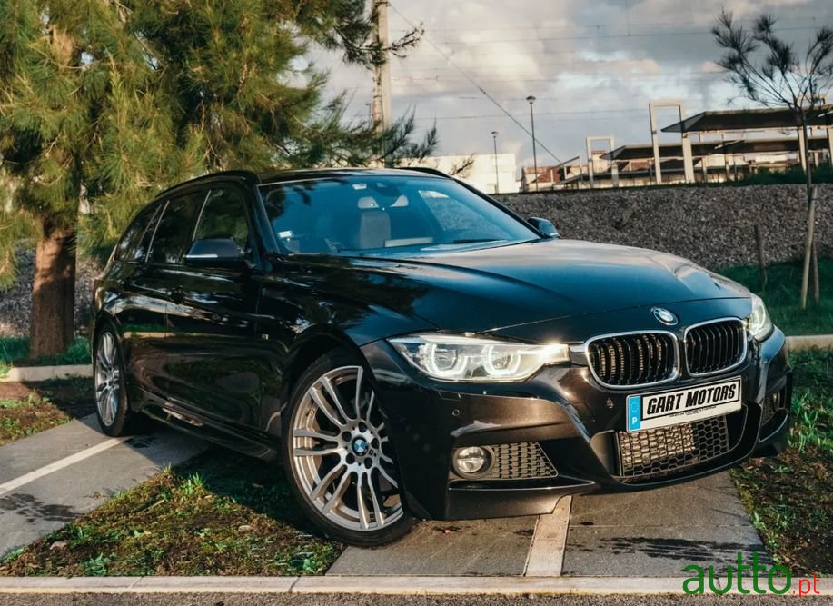 2017' BMW 325 photo #1