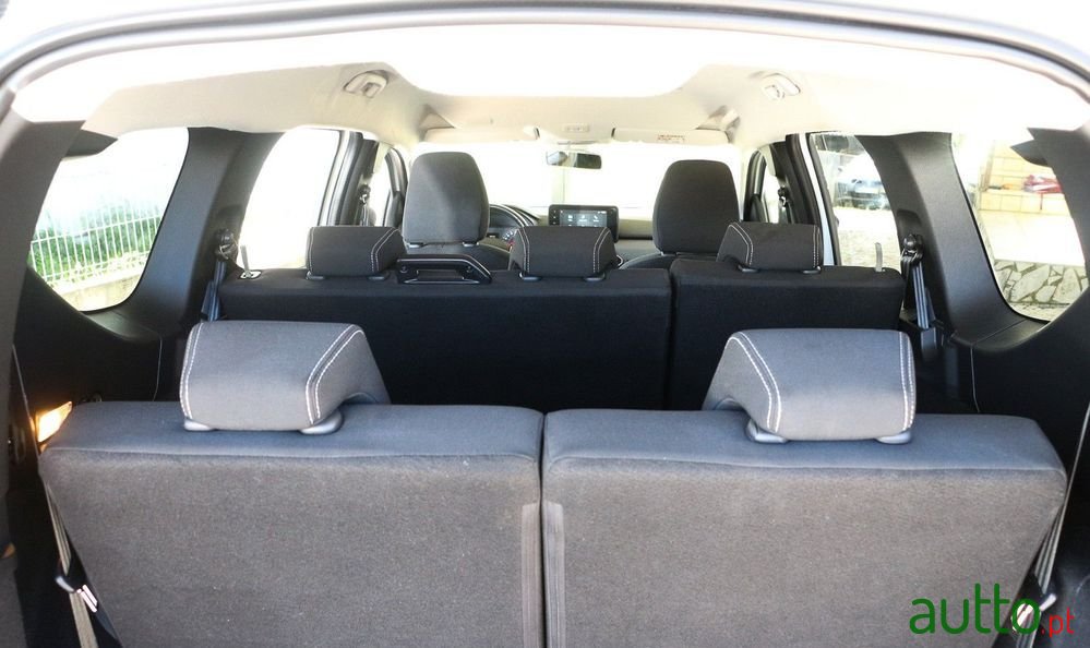 2023' Dacia Jogger photo #5