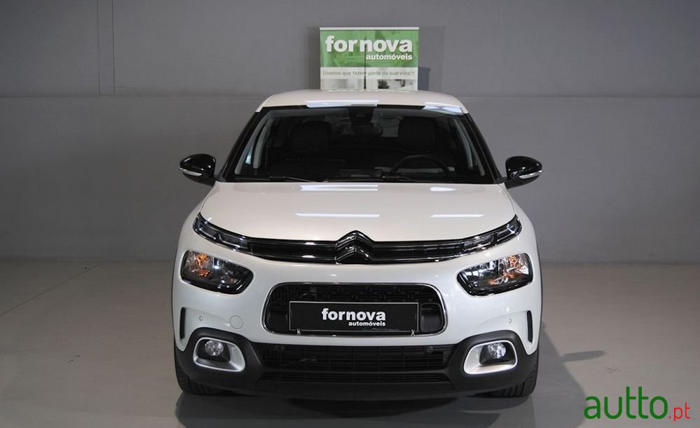 2019' Citroen C4 Cactus photo #2