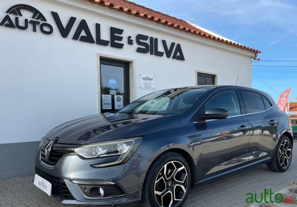 2018' Renault Megane photo #2