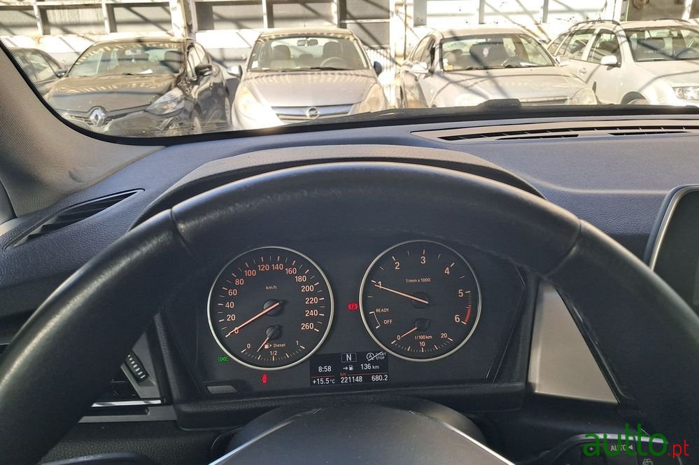 2015' BMW Série 2 D photo #4