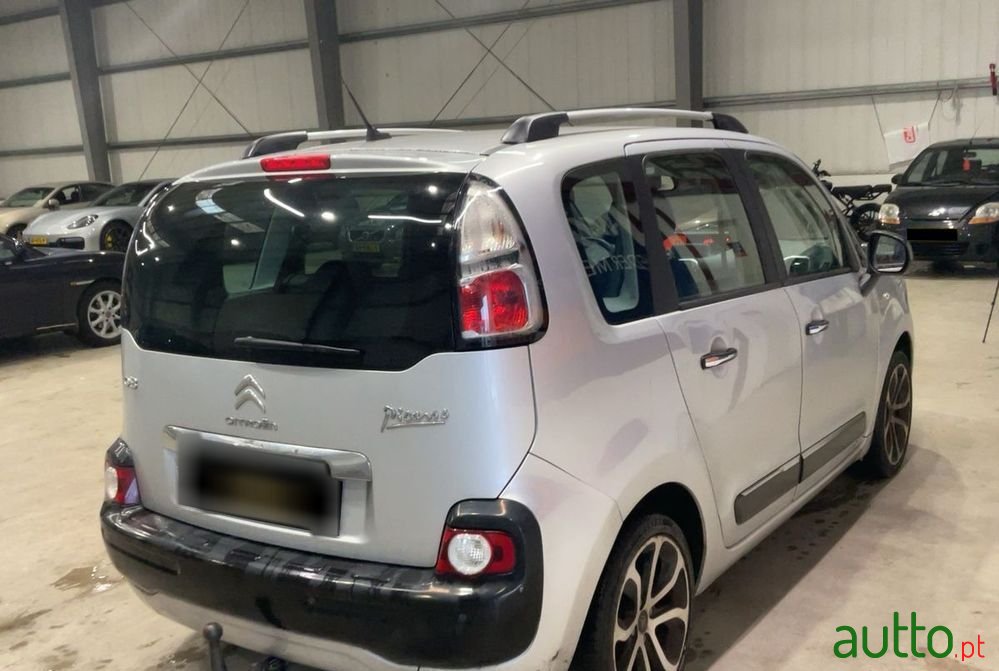 2016' Citroen C3 Picasso photo #5