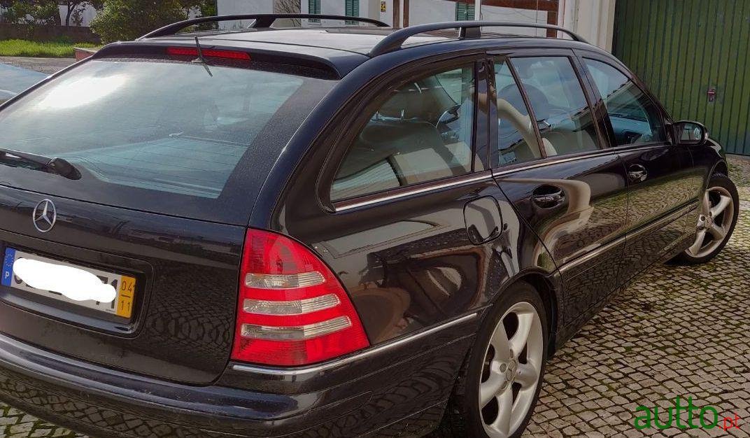 2004' Mercedes-Benz C-220 Advangard photo #1