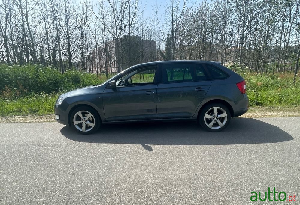 2014' Skoda Rapid Spaceback photo #3