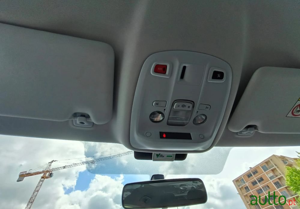 2017' Peugeot 308 1.6 Bluehdi Active photo #5