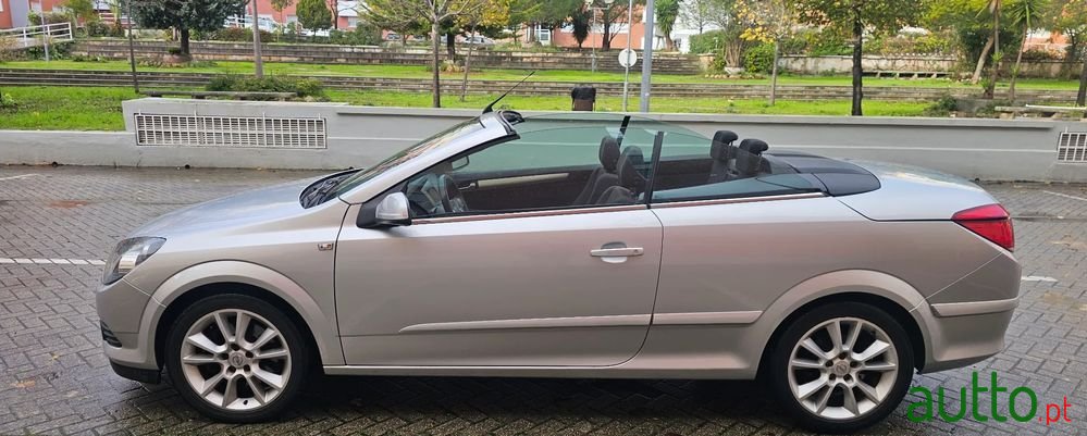 2006' Opel Astra photo #5