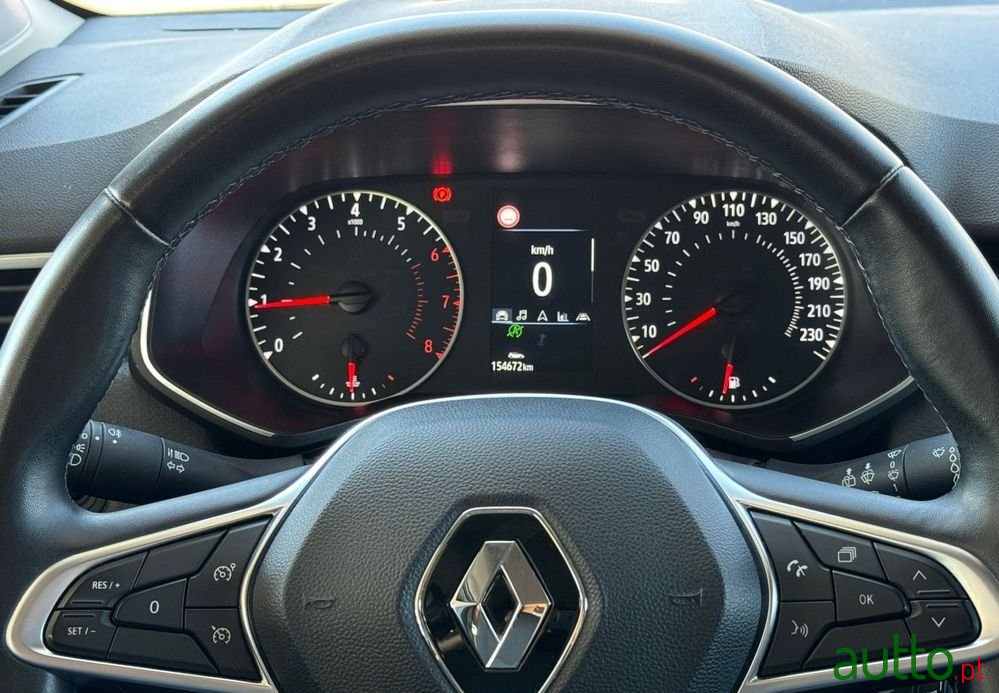 2020' Renault Clio photo #6