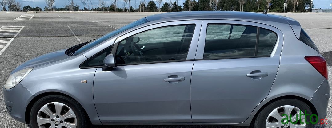 2008' Opel Corsa photo #4