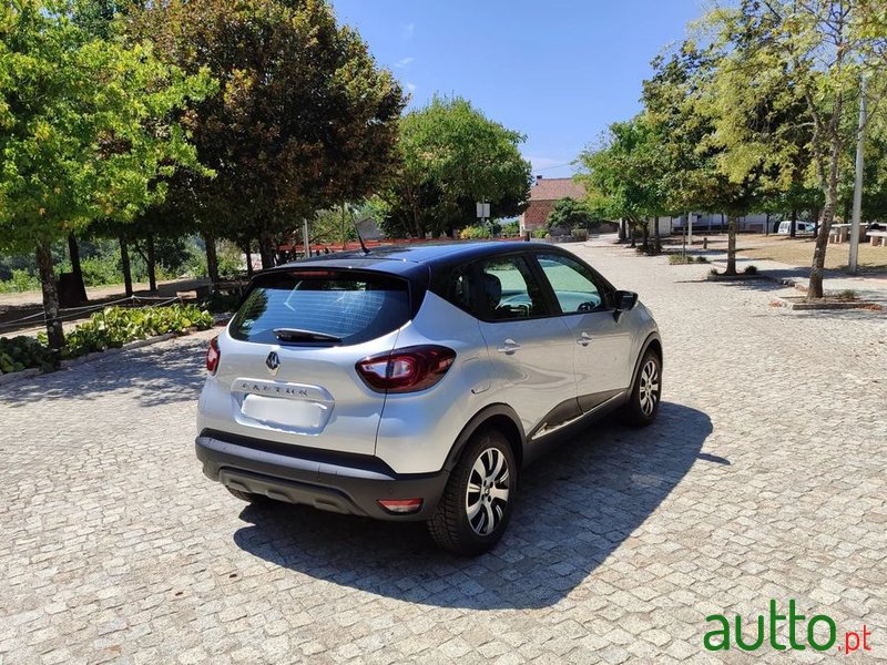 2019' Renault Captur 0.9 Tce Exclusive photo #5