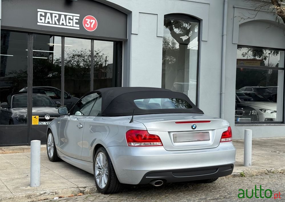 2011' BMW Série 1 D Pack M photo #6