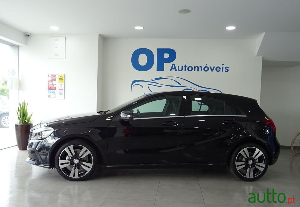 2017' Mercedes-Benz A-180 photo #2