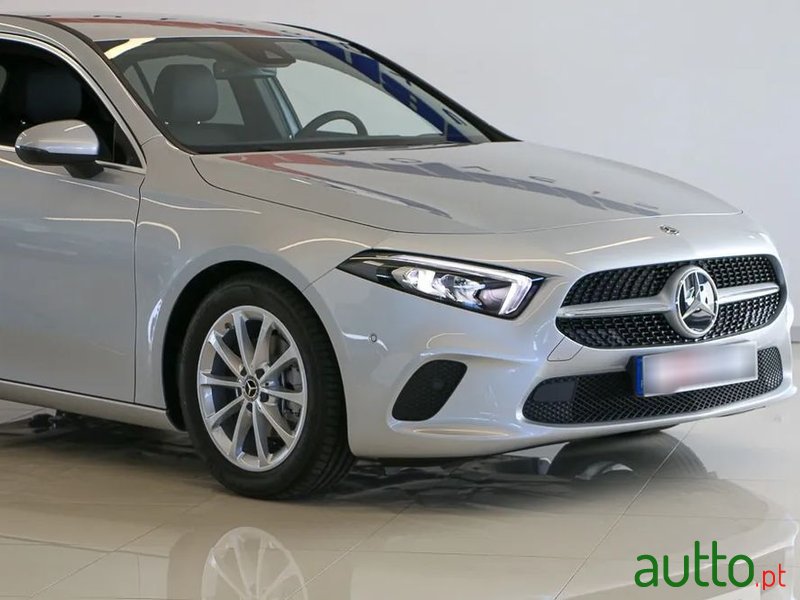 2019' Mercedes-Benz Classe A D Progressive Aut. photo #3