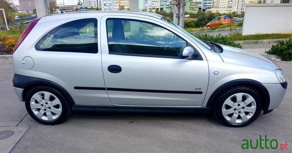 2002' Opel Corsa photo #1