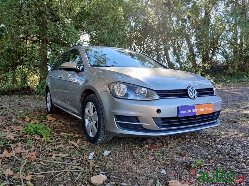 2014' Volkswagen Golf Variant photo #5