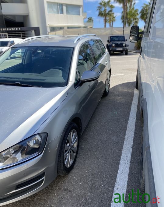 2015' Volkswagen Golf photo #4