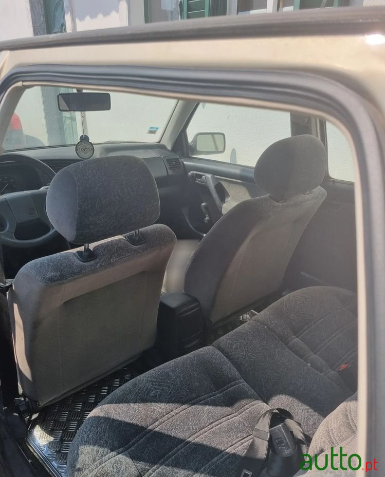 1995' Volkswagen Golf 1.9 D Cl photo #4