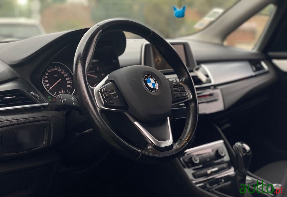 2016' BMW Série 2 D Advantage photo #6