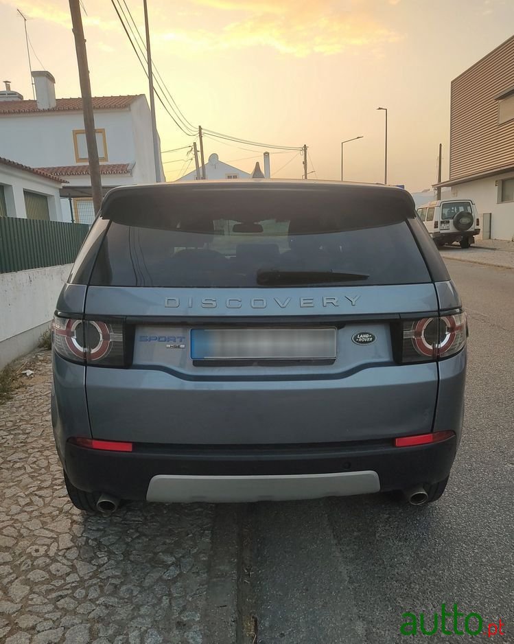 2019' Land Rover Discovery Sport photo #2