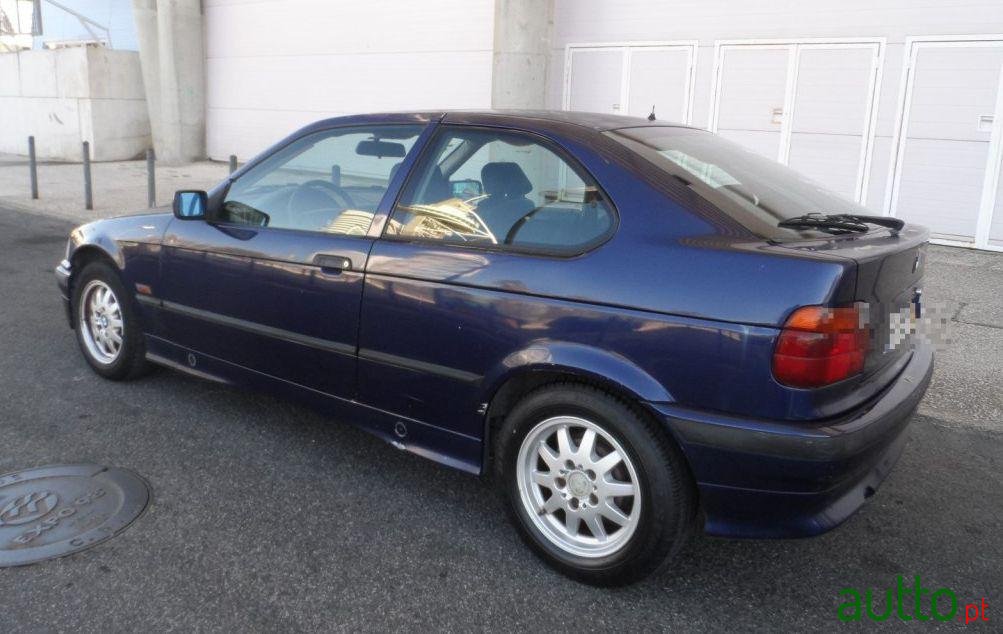 1995' BMW 318 tds Compact photo #3