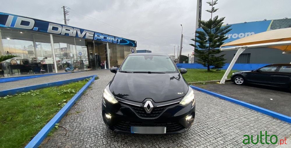 2019' Renault Clio photo #4