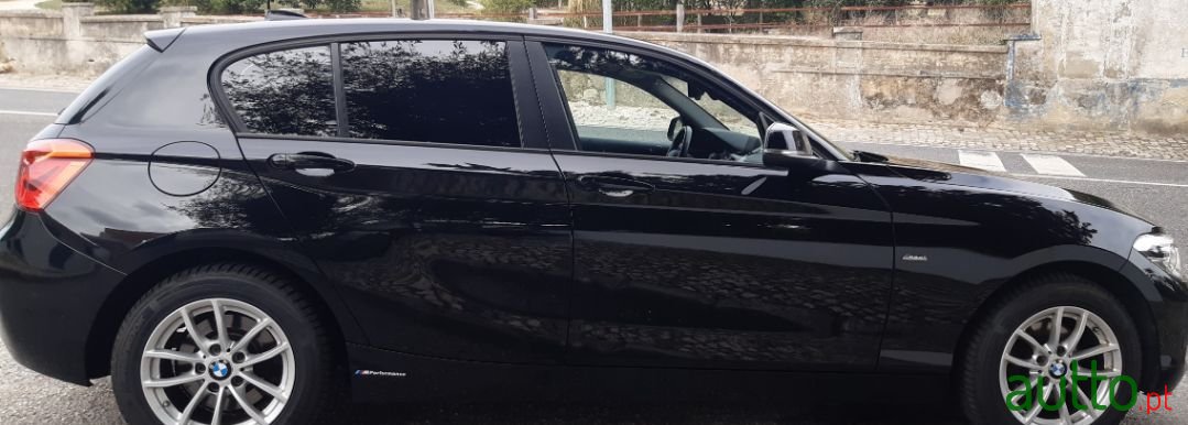 2016' BMW 120 Sport photo #3